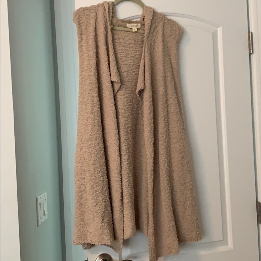 sleeveless hooded Cardigan sweater